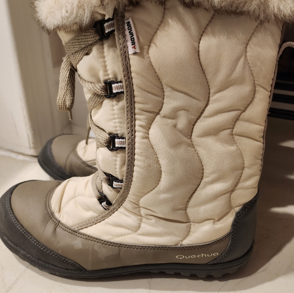 Snowboot size 7 - Picture 2 of 5